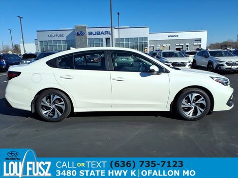 Used 2024 Subaru Legacy Premium image 31