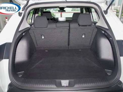 Used 2024 Honda HR-V LX image 11