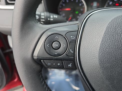 Certified 2022 Toyota RAV4 XLE Premium image 17