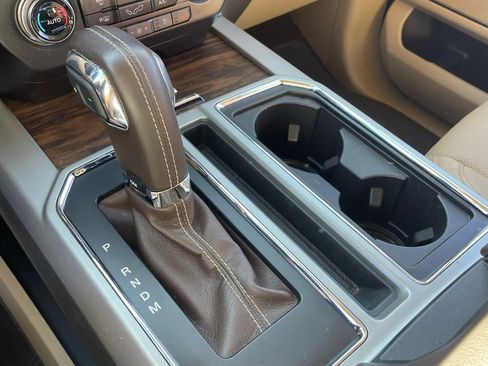 Used 2018 Ford F150 Lariat w/ Equipment Group 502A Luxury image 5