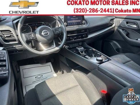Used 2024 Nissan Rogue SV AWD/4WD image 15