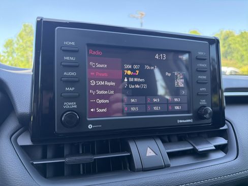 Certified 2021 Toyota RAV4 XLE w/ Convenience Package FWD image 6