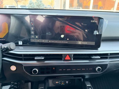 New 2025 Kia Sorento EX image 28