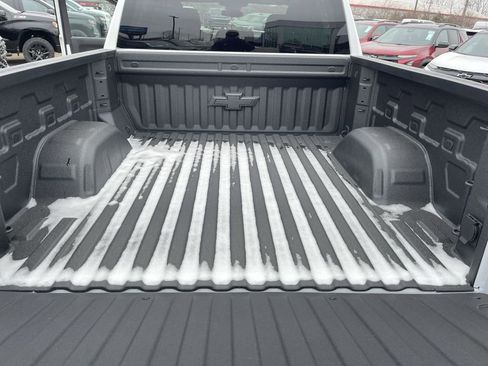 New 2025 Chevrolet Silverado 1500 Custom Trail Boss w/ LPO, Dark Essentials Package image 22