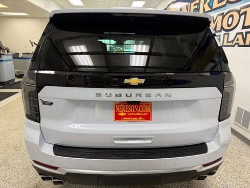 New 2026 Chevrolet Suburban High Country AWD/4WD image 6