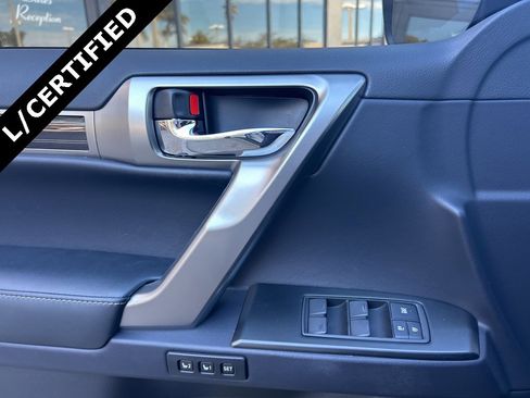 Used 2023 Lexus GX 460 Luxury image 24