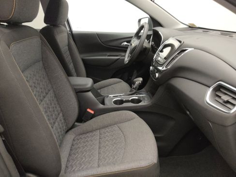 Used 2022 Chevrolet Equinox LT FWD image 21