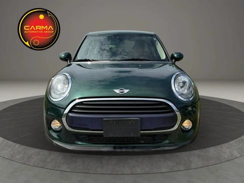 Used 2018 MINI Cooper 4-Door Hardtop FWD image 8
