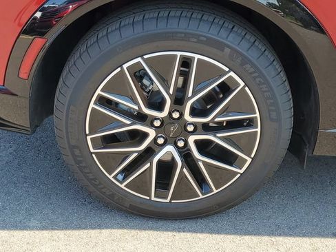 Certified 2024 Ford Mustang Mach-E Premium AWD/4WD image 5