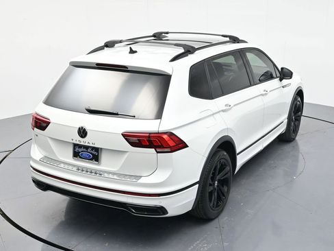 Used 2023 Volkswagen Tiguan SE R-Line FWD image 36