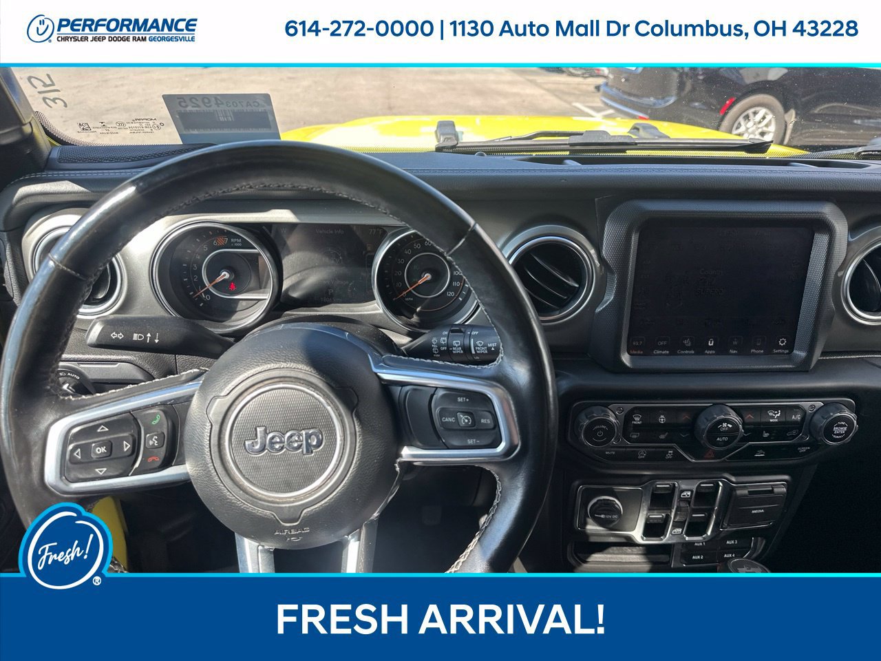 Used 2023 Jeep Wrangler Unlimited Sahara w/ Cold Weather Group AWD/4WD image 24