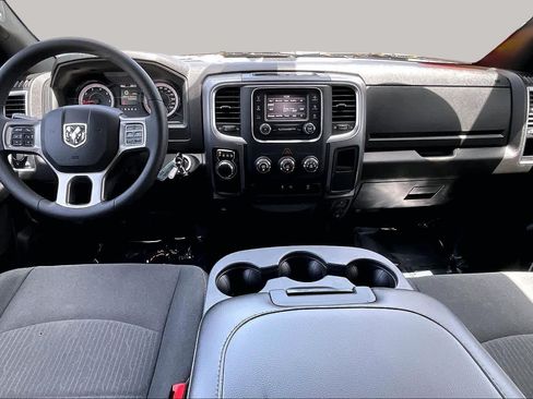 Used 2024 RAM 1500 Warlock RWD image 29