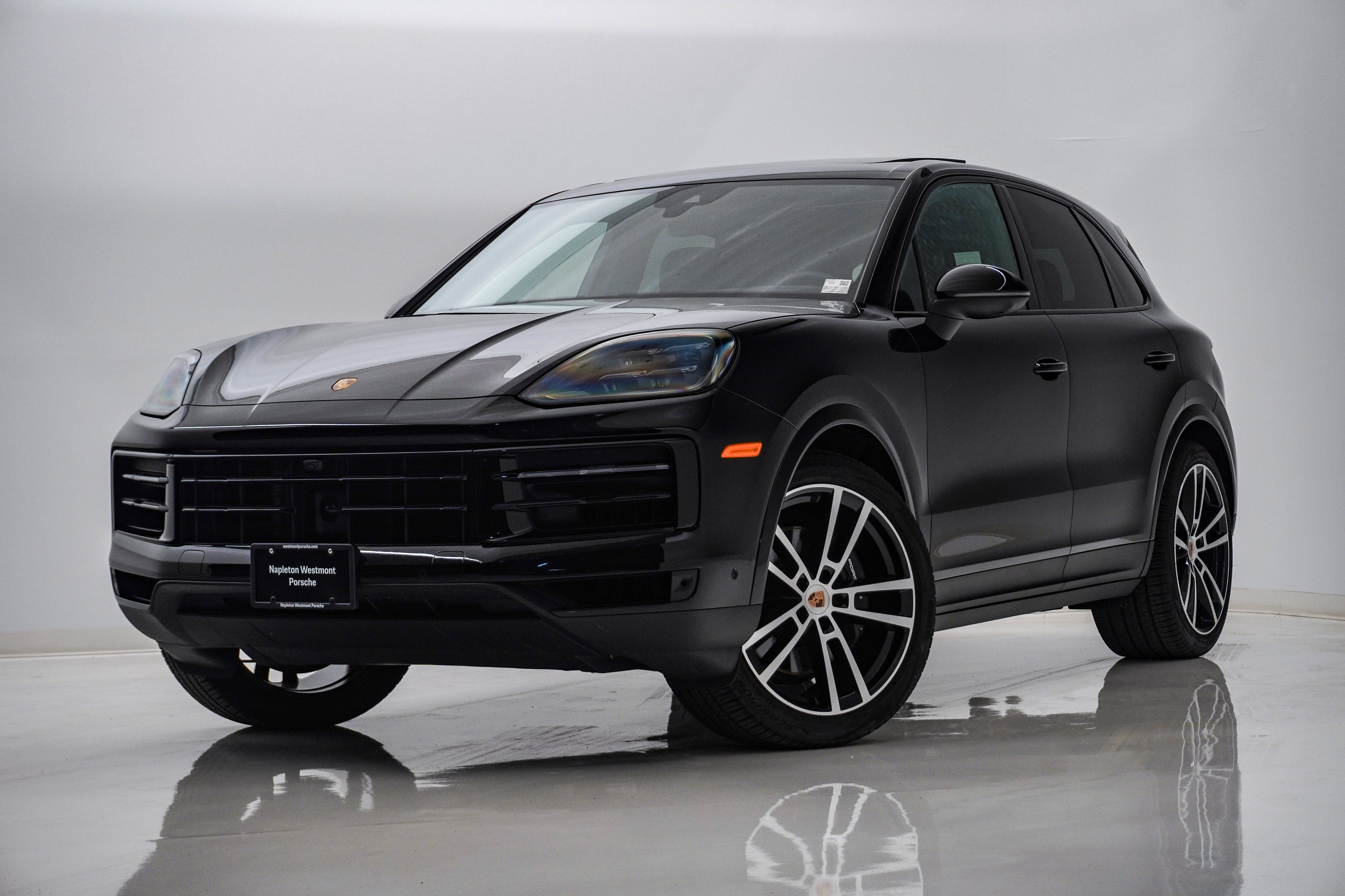 Certified 2026 Porsche Cayenne AWD/4WD image 1