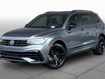 Used 2023 Volkswagen Tiguan SE R-Line