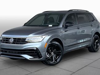 Used 2023 Volkswagen Tiguan SE R-Line FWD video 1