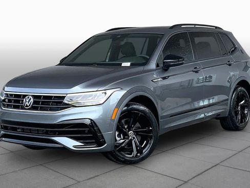 Used 2023 Volkswagen Tiguan SE R-Line FWD image 1