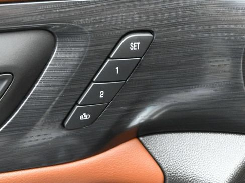 Used 2021 Chevrolet Traverse High Country FWD image 5