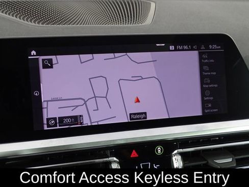 Used 2023 BMW 430i Coupe w/ Premium Package image 10