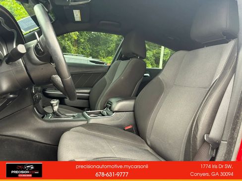 Used 2015 Dodge Charger SXT RWD image 19