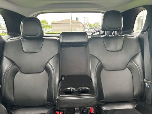 Used 2022 Jeep Cherokee Latitude Lux w/ Sun & Sound Group AWD/4WD image 33