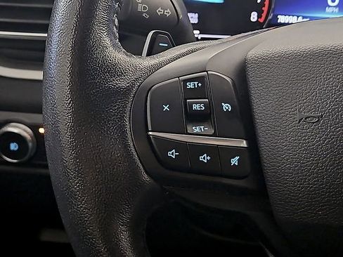 Used 2020 Ford Explorer XLT w/ Equipment Group 202A image 21