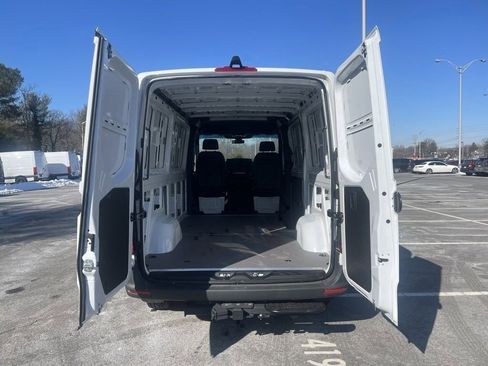 New 2025 Mercedes-Benz Sprinter 2500 image 5