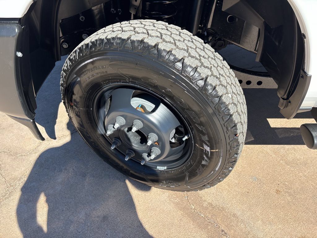 New 2026 RAM 3500 Tradesman AWD/4WD image 9