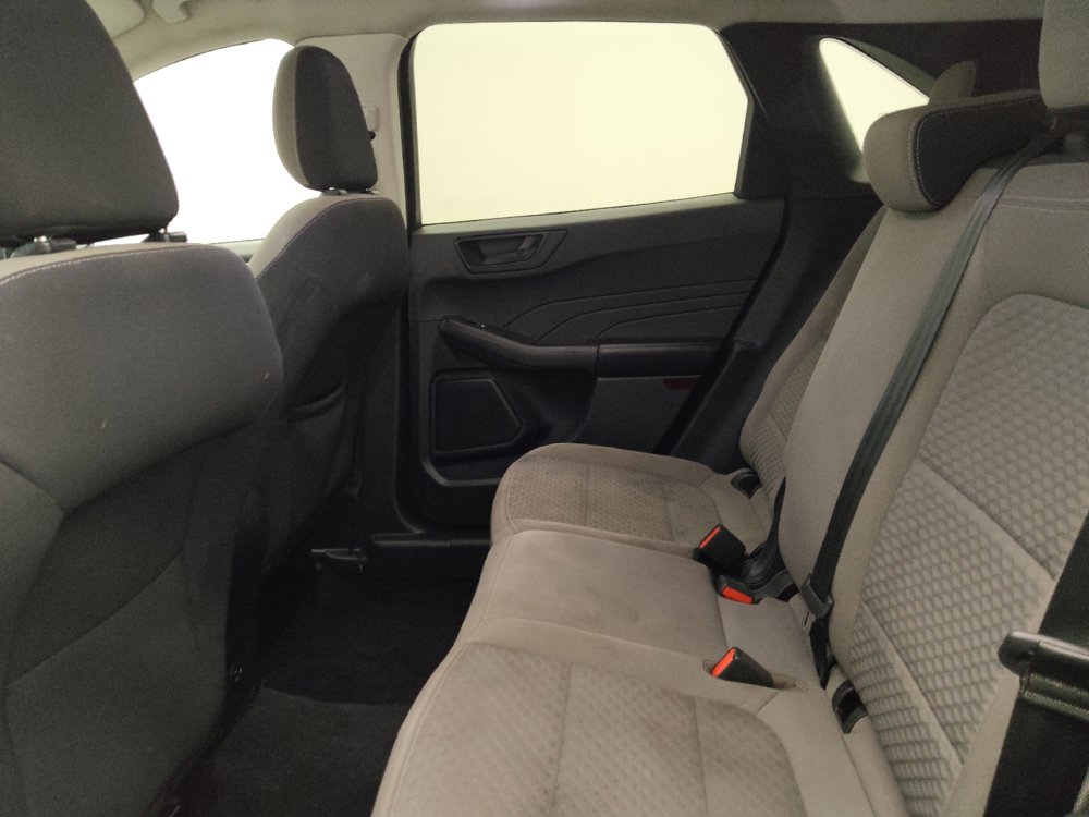 Used 2022 Ford Escape SE FWD image 18