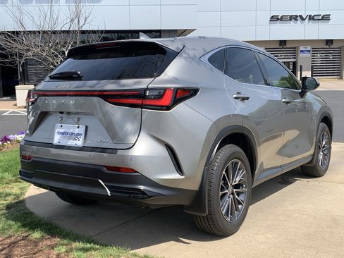 Used 2025 Lexus NX 250 FWD w/ Cold Area Package image 10