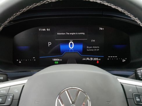 Used 2024 Volkswagen Taos SE AWD/4WD image 21
