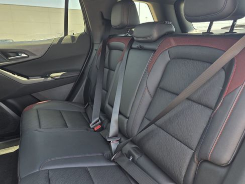 New 2026 Chevrolet Equinox RS w/ Convenience Package III FWD image 20