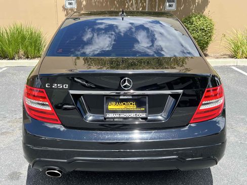 Used 2012 Mercedes-Benz C 250 Sedan image 18