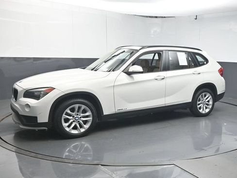 Used 2015 BMW X1 xDrive28i AWD/4WD image 4