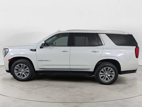 Certified 2022 GMC Yukon Denali AWD/4WD image 2