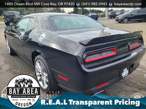 Used 2022 Dodge Challenger GT image 7