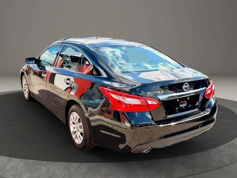 Used 2016 Nissan Altima 2.5 S w/ Power Driver Seat Package FWD image 5