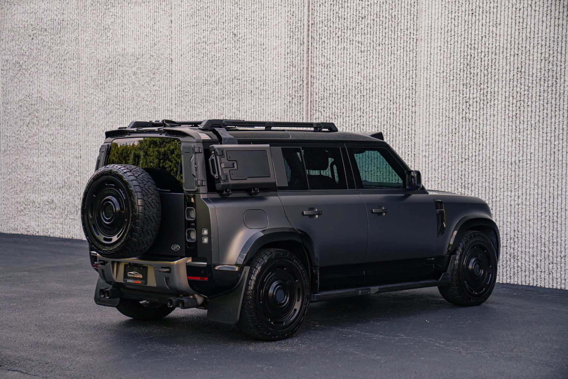 Used 2021 Land Rover Defender 110 X AWD/4WD image 11