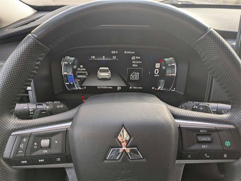 Used 2024 Mitsubishi Outlander SEL image 30