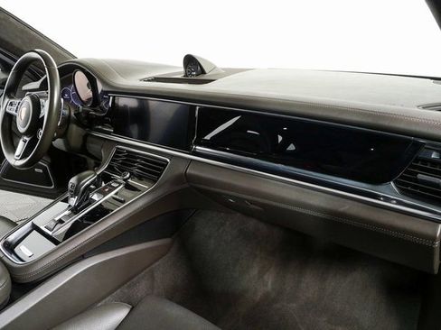 Certified 2020 Porsche Panamera Turbo w/ Sport Package AWD/4WD image 25
