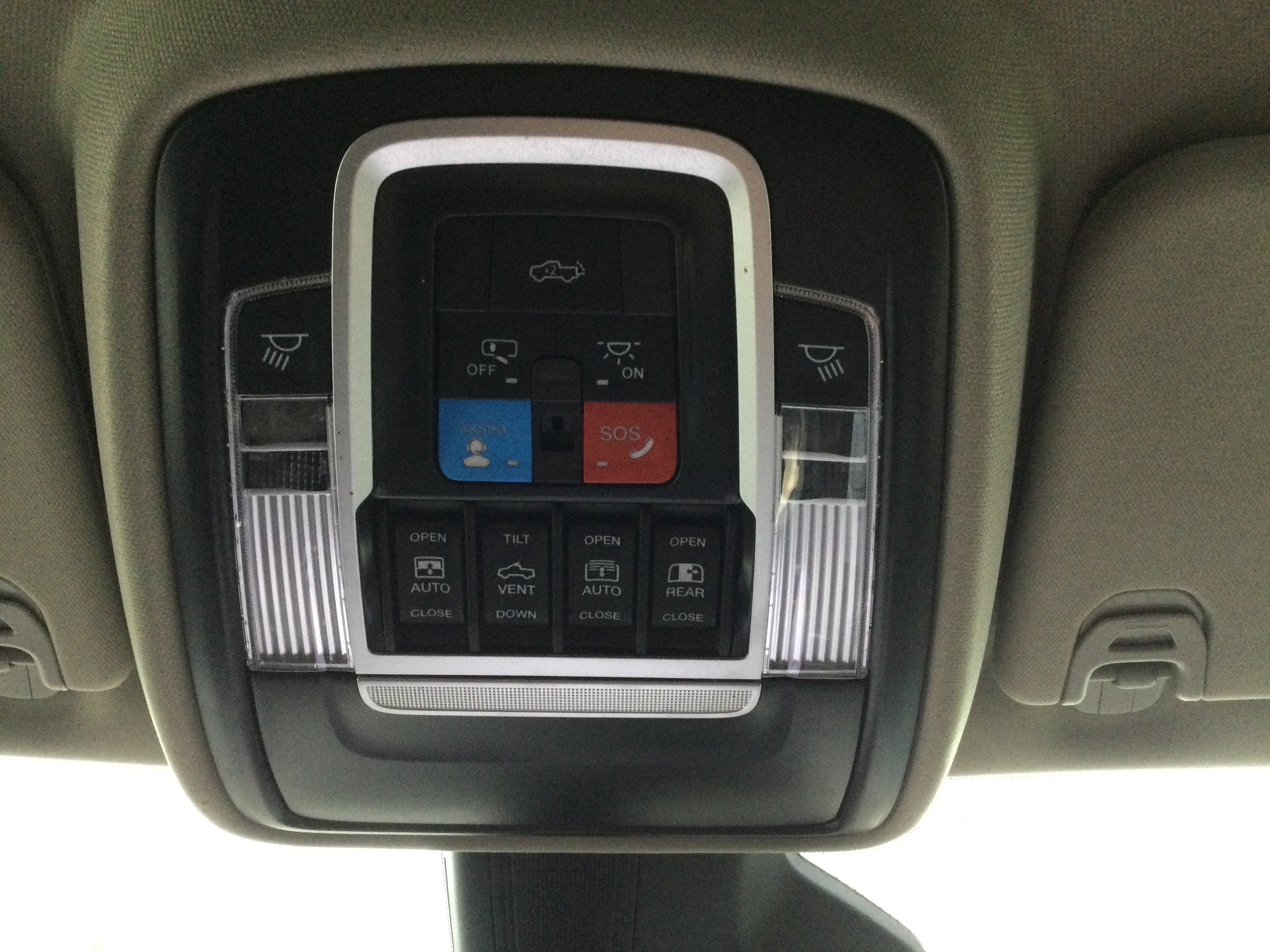 Used 2025 RAM 1500 Limited AWD/4WD image 18