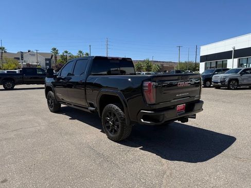 Used 2024 GMC Sierra 3500 AT4 w/ AT4 Premium Plus Package AWD/4WD image 7