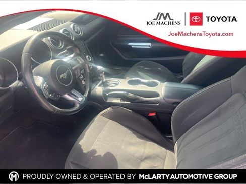 Used 2018 Ford Mustang Coupe image 1