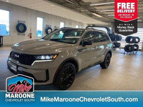 Used 2022 Kia Sorento SX image 1