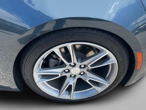 Used 2021 Chevrolet Camaro LT w/ RS Package RWD image 5
