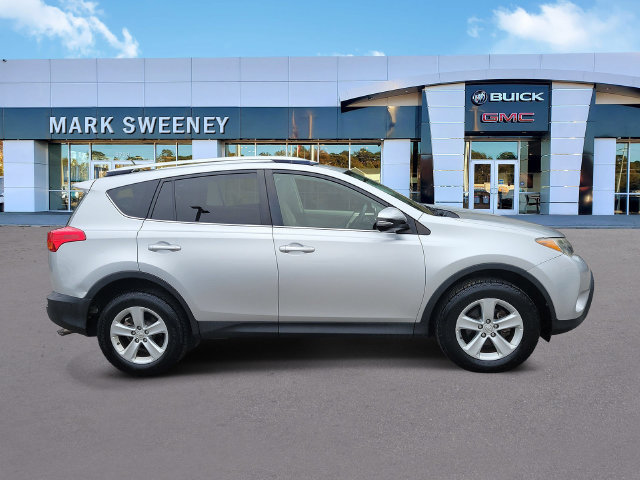 Used 2013 Toyota RAV4 XLE AWD/4WD image 29