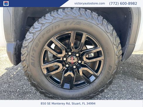 Used 2022 GMC Sierra 1500 AT4 w/ AT4 Preferred Package image 15