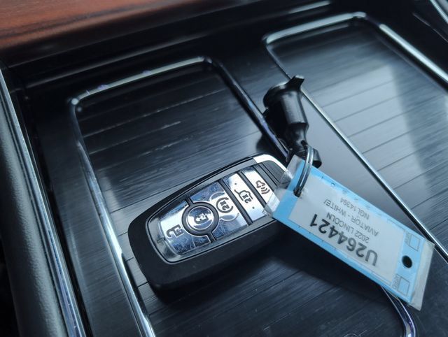 Used 2022 Lincoln Aviator Reserve w/ Equipment Group 201A AWD/4WD image 28