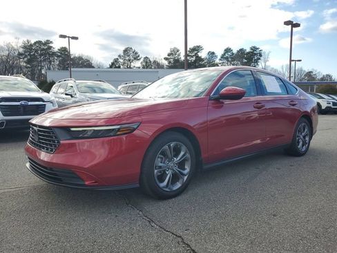 Used 2024 Honda Accord EX image 3