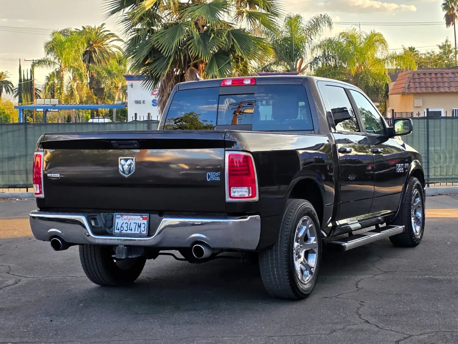 Used 2017 RAM 1500 Laramie w/ Convenience Group RWD image 3