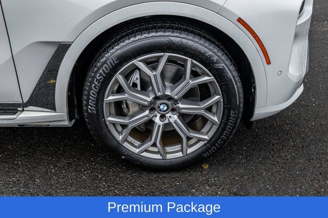 Used 2026 BMW X7 xDrive40i AWD/4WD image 8